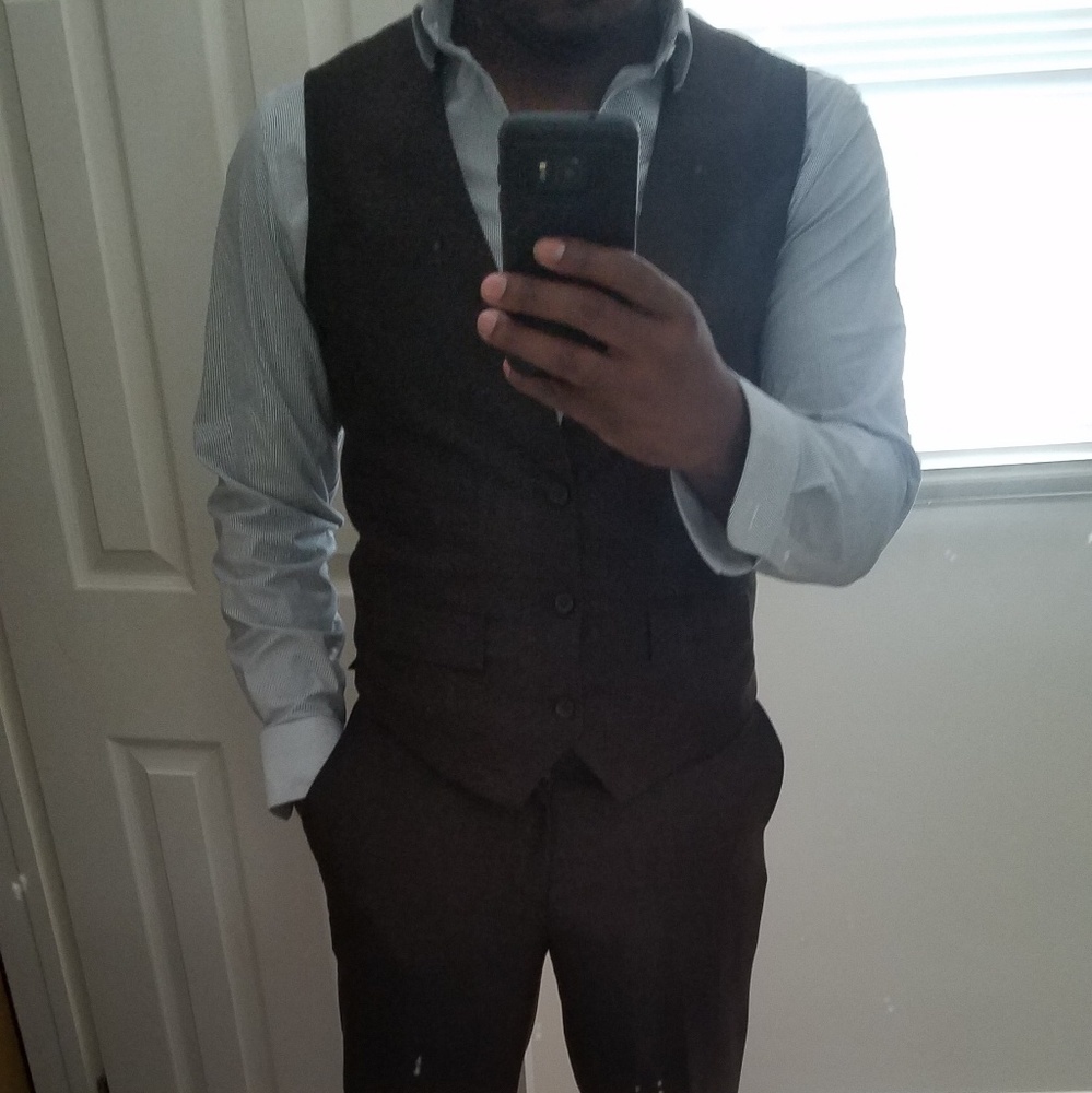 Perry Ellis vest set
